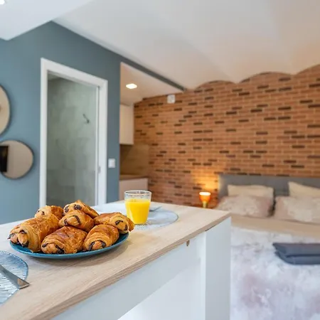 COSY STUDIO RENOVÉ 150m de MONACO Beausoleil Extérieur photo